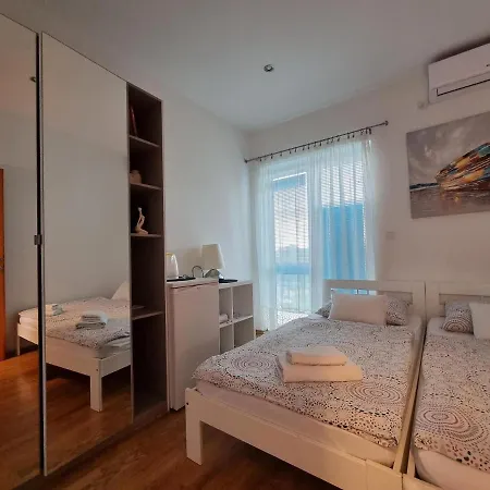 Apartament Mandic *